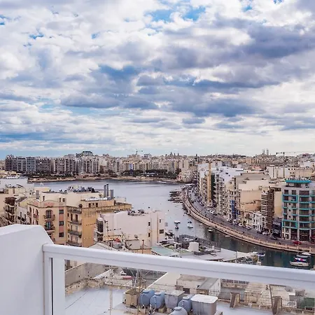 Apartment Penthouse - - Terrace & Sea View *