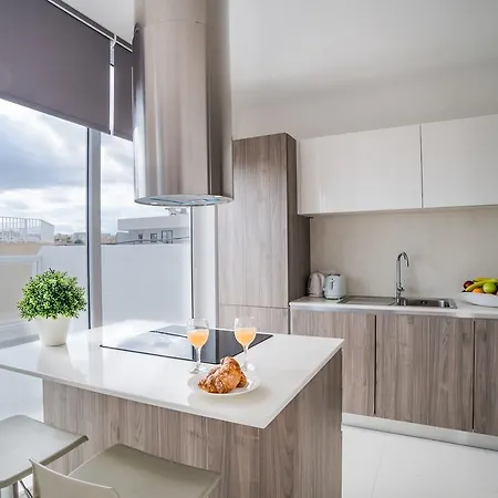 Apartment Penthouse - - Terrace & Sea View *