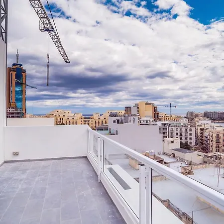Penthouse - - Terrace & Sea View Apartment Saint Julian's